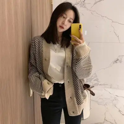 Autumn Winter Fashion Striped Cardigan Sweater Women Knitted Coats Female Long Sleeve Casual Knit Jacket Cardigans Tops Knitwear