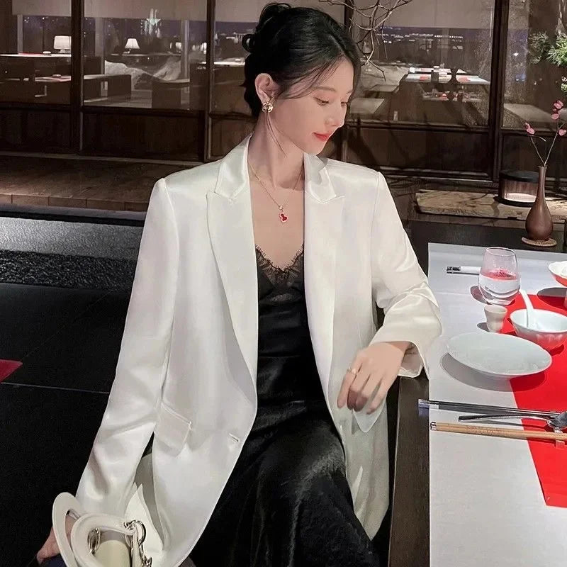 Women Outerwear for Spring and Summer 2026 New Flowing Satin Suit Light Luxury High-end Loose top Temperament Slimming Outerwear